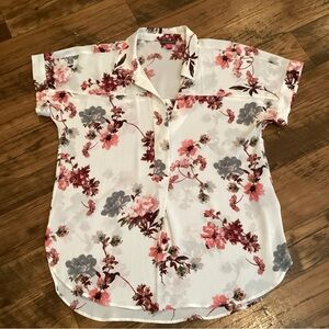 Vince Camuto Women's Floral Sheer Tunic Blouse M V Neck Ivory Pink Grey Top